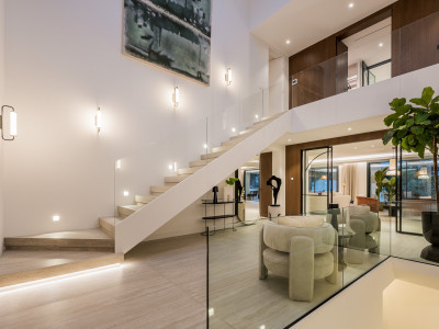 Villa zum Verkauf in El Rosario, Marbella Ost