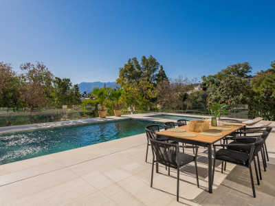 Villa zum Verkauf in El Rosario, Marbella Ost