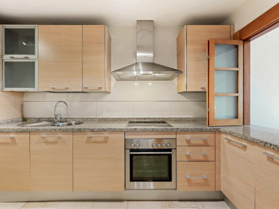 Apartamento en venta en Hacienda del Señorio de Cifuentes, Benahavis