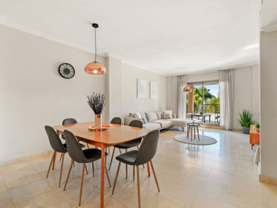Apartamento en venta en Hacienda del Señorio de Cifuentes, Benahavis