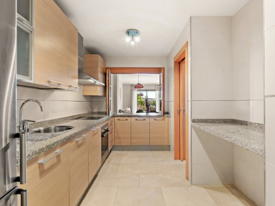 Apartamento en venta en Hacienda del Señorio de Cifuentes, Benahavis