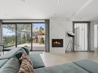 Villa en venta en Elviria, Marbella Este