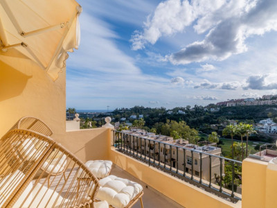 Zweistöckiges Penthouse zum Verkauf in La Quinta Hills, Benahavis