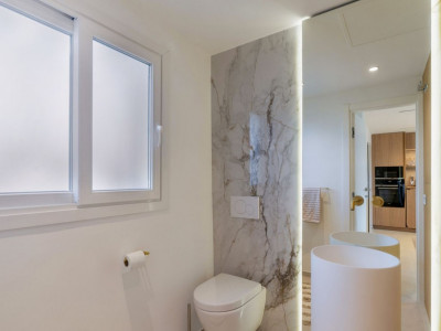 Zweistöckiges Penthouse zum Verkauf in La Quinta Hills, Benahavis