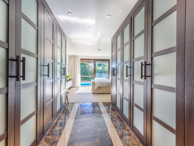 Villa en venta en Las Brisas, Nueva Andalucia