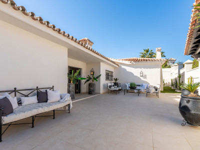 Villa en venta en Nueva Andalucia