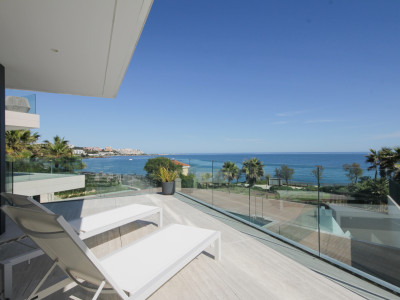 Apartment for sale in Guadalobon, Estepona