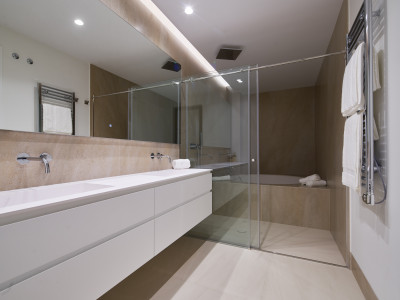 Apartment for sale in Guadalobon, Estepona