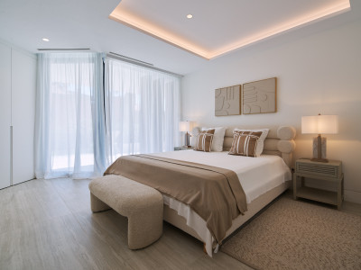Apartment for sale in Guadalobon, Estepona