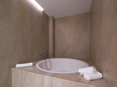 Apartment for sale in Guadalobon, Estepona
