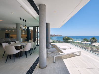 Apartment for sale in Guadalobon, Estepona