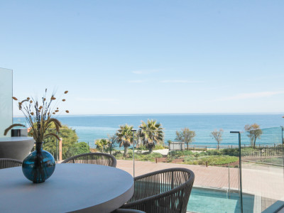 Apartment for sale in Guadalobon, Estepona