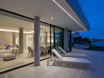 Apartment for sale in Guadalobon, Estepona