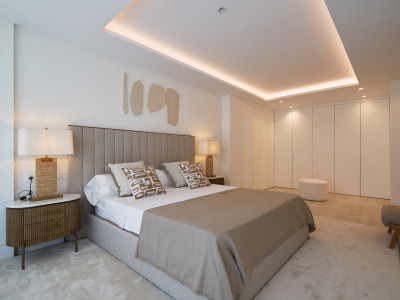 Apartment for sale in Guadalobon, Estepona