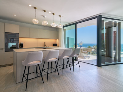 Apartment for sale in Guadalobon, Estepona