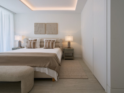 Apartment for sale in Guadalobon, Estepona