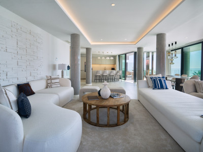 Apartment for sale in Guadalobon, Estepona