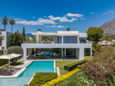 Villa en venta en Las Lomas del Marbella Club, Marbella Golden Mile