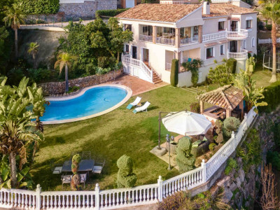 Villa en venta en Paraiso Alto, Benahavis