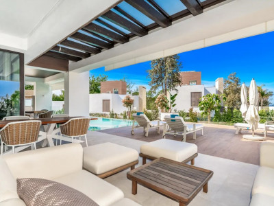 Villa en venta en Marbella Golden Mile