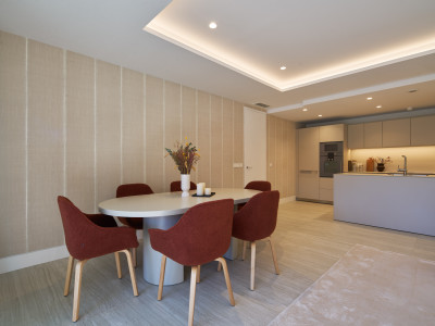 Apartamento en venta en Guadalobon, Estepona