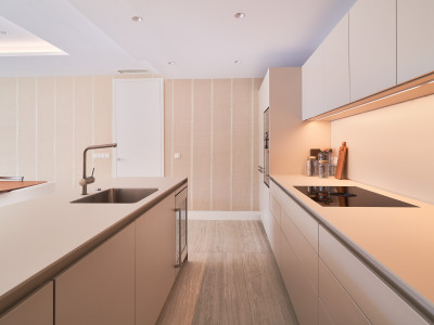 Apartamento en venta en Guadalobon, Estepona