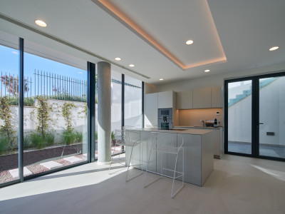 Apartamento en venta en Guadalobon, Estepona