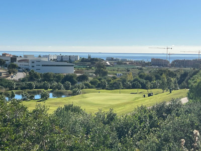 Villa for sale in Estepona