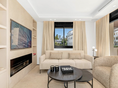 Apartamento en venta en Nueva Andalucia