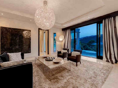 Villa zum Verkauf in La Zagaleta, Benahavis