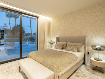 Villa zum Verkauf in El Paraiso, Estepona