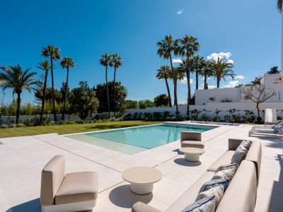 Villa zum Verkauf in El Paraiso, Estepona