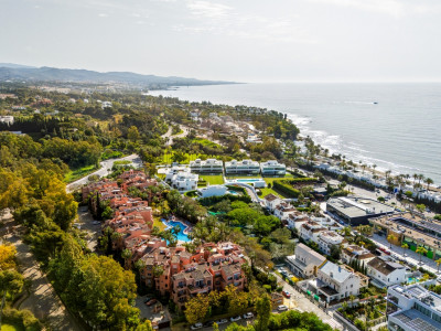 Apartment for sale in Oasis de Marbella, Marbella Golden Mile