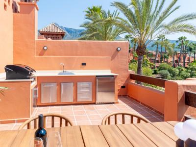 Adosado en venta en Altos de Puente Romano, Marbella Golden Mile