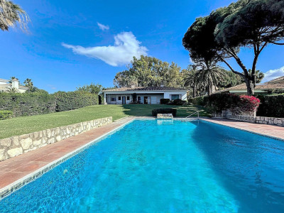 Villa zum Verkauf in Villacana, Estepona