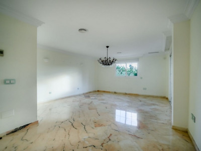 Villa en venta en Vega del Colorado, Benahavis