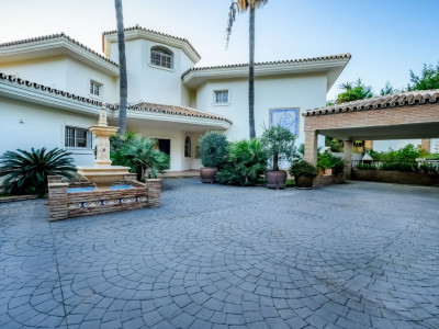 Villa en venta en Vega del Colorado, Benahavis