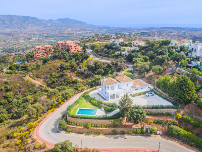 Villa zum Verkauf in La Mairena, Marbella Ost