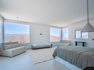 Villa zum Verkauf in La Mairena, Marbella Ost