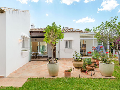 Villa for sale in Mijas Golf, Mijas Costa