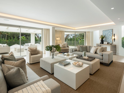 Villa for sale in Rocio de Nagüeles, Marbella Golden Mile