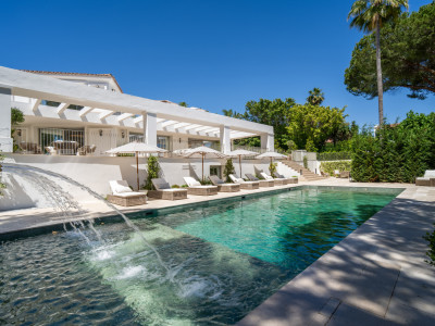 Villa for sale in Rocio de Nagüeles, Marbella Golden Mile