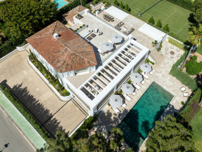 Villa for sale in Rocio de Nagüeles, Marbella Golden Mile