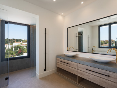 Villa à vendre à La Resina Golf, Estepona