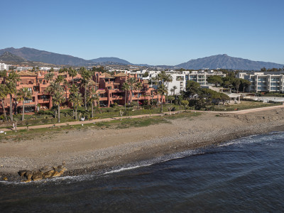 Ground Floor Apartment for sale in Menara Beach, Estepona