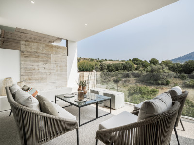 Ground Floor Apartment for sale in Aloha, Nueva Andalucia