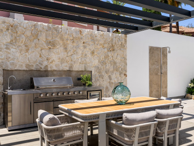 Villa en venta en Los Flamingos, Benahavis