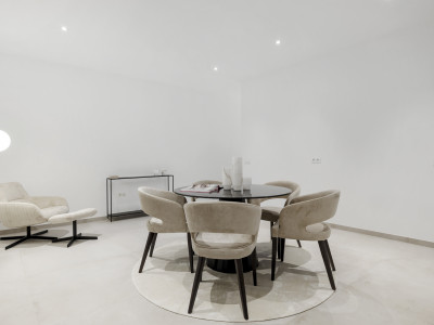 Villa for sale in Casares