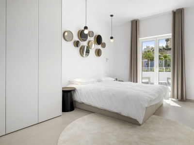 Villa for sale in Casares