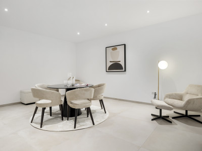 Villa for sale in Casares